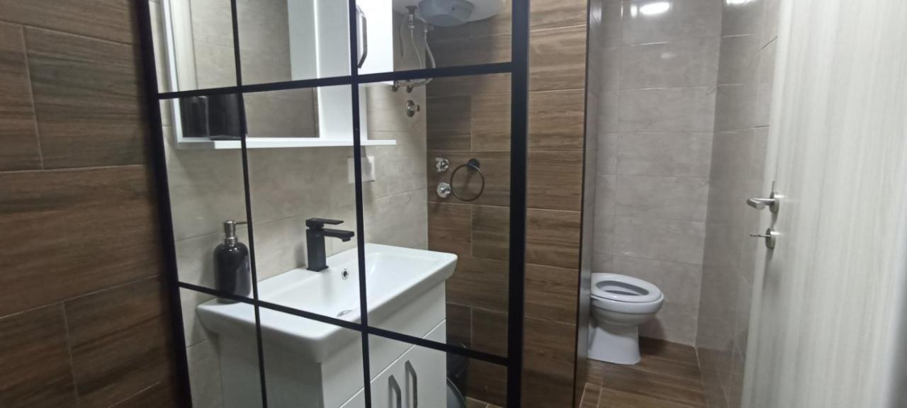 Holiday Apartament Three Ni Eksteriør billede